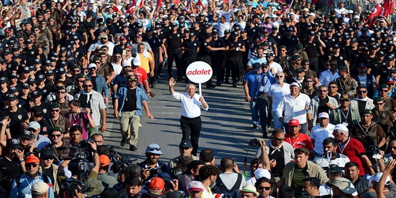 "Siyasete ahlakı, hukuku getirmenin ilk anlamlı etkili uyarısıydı" Kemal Kılıçdaroğlu'nun gerçekleştirdiği Adalet Yürüyüşü dört yaşında!