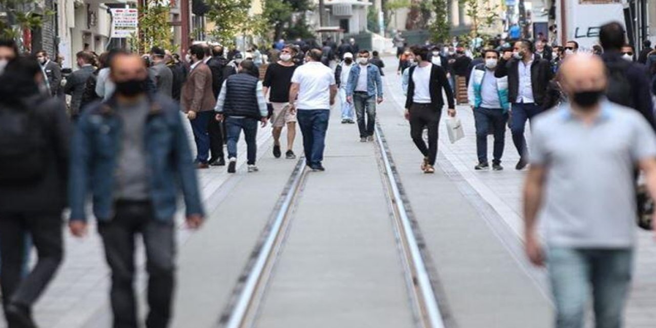 Ne zaman normalleşeceğiz? Bilim Kurulu üyesi tarih verdi!