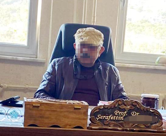 Profesöre taciz davası! 'Görüntülü aradığımda cinsel içerikli görüntülerini gösterdi...'
