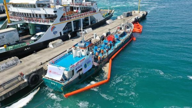 Yalova sahillerinde 9 günde 1478 metreküp müsilaj toplandı