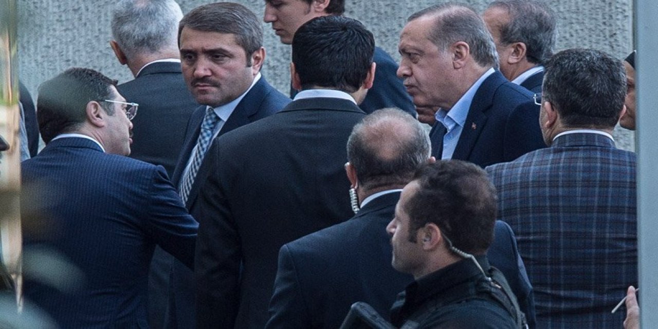 AKP İstanbul teşkilatında 22 ilçe başkanı görevden alındı