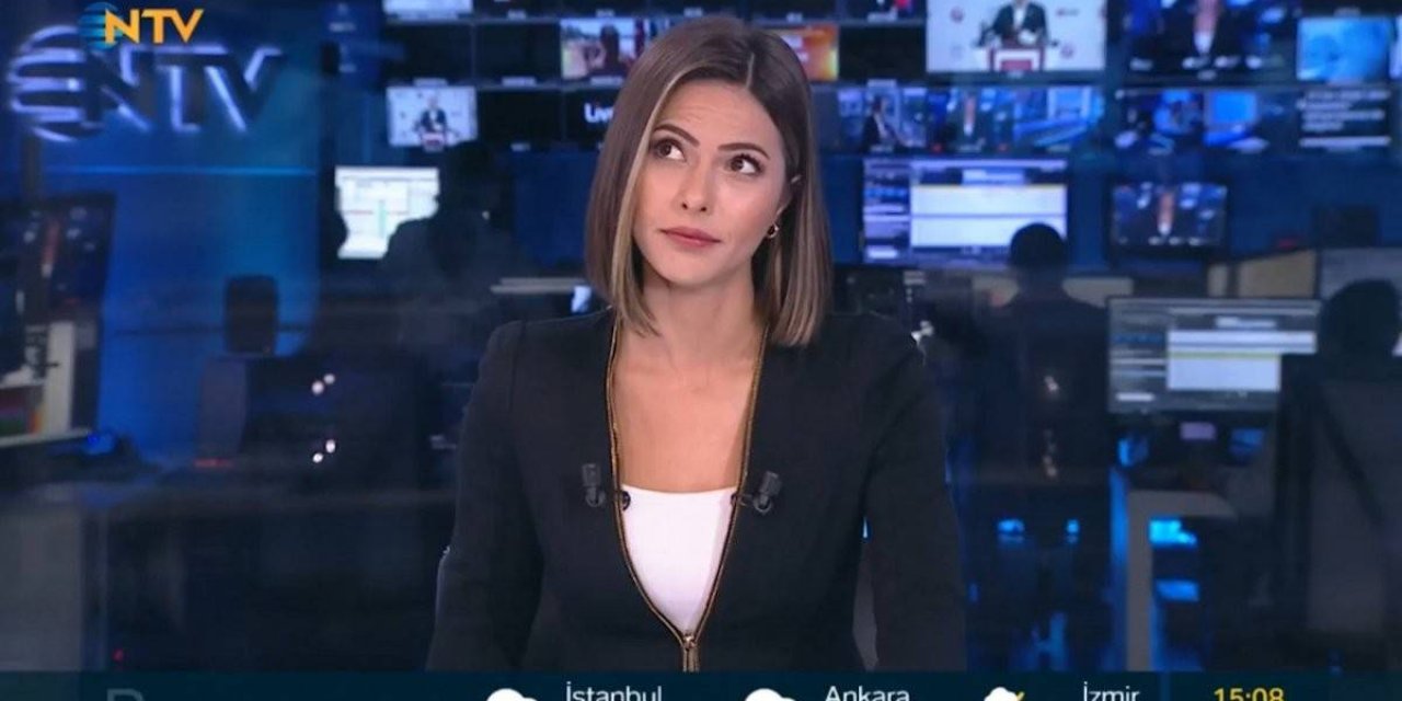 NTV spikerinin zor anları! Canlı yayında depreme yakalandı! İşte o anlar...