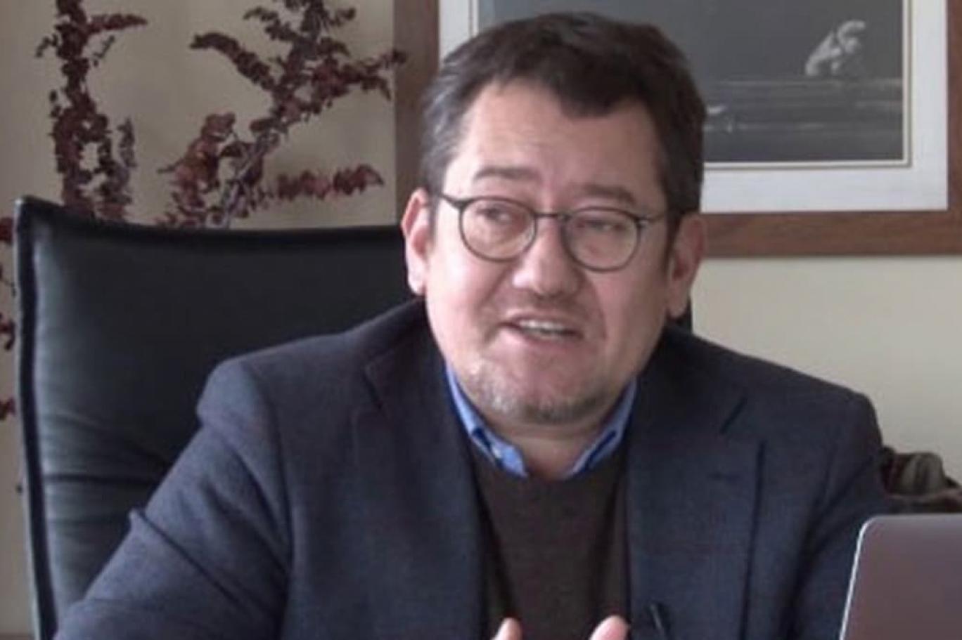 Serdar Akinan'dan çarpıcı açıklama! Suriye'nin zenginliklerine yönelik yağmayı anlattı 'Bir bakanın kardeşi, bir gazetenin Ankara temsilcisinin eşi...'