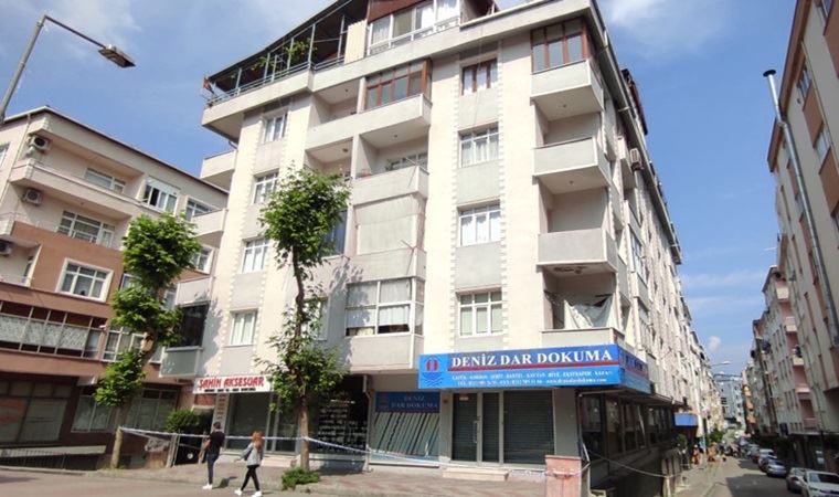Pendik'ten sonra Güngören: Çatlaklar oluşan 4 katlı bina boşaltılıp mühürlendi