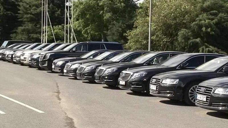 Tasarrufa gidileceği açıklanmıştı... Hazine ve Maliye Bakanlığı dudak uçuklatan fiyata lüks araç kiraladı