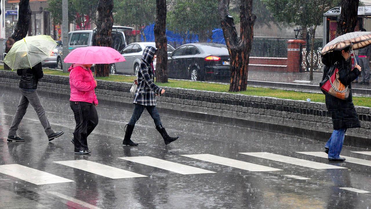 Meteoroloji'den 13 kenti uyardı! Kuvvetli sağanak geliyor