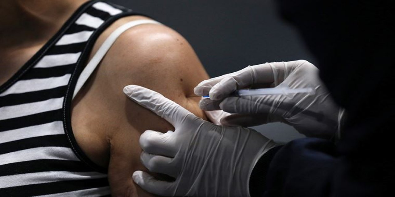 "Ayrımcılık kaçınılmaz olarak başlayacak" Kremlin'den tartışma yaratacak "aşı" kararı!