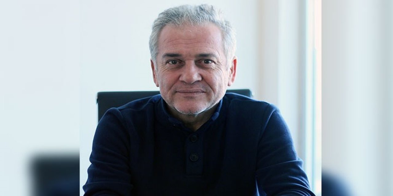 Cemaat ve tarikatlara yönelik eleştirileri nedeniyle İslamcıların hedefi haline gelmişti... İlahiyatçı Mustafa Öztürk "cinnet noktasındayım" diyerek isyan etti! "Artık beni rahat bırakın..."
