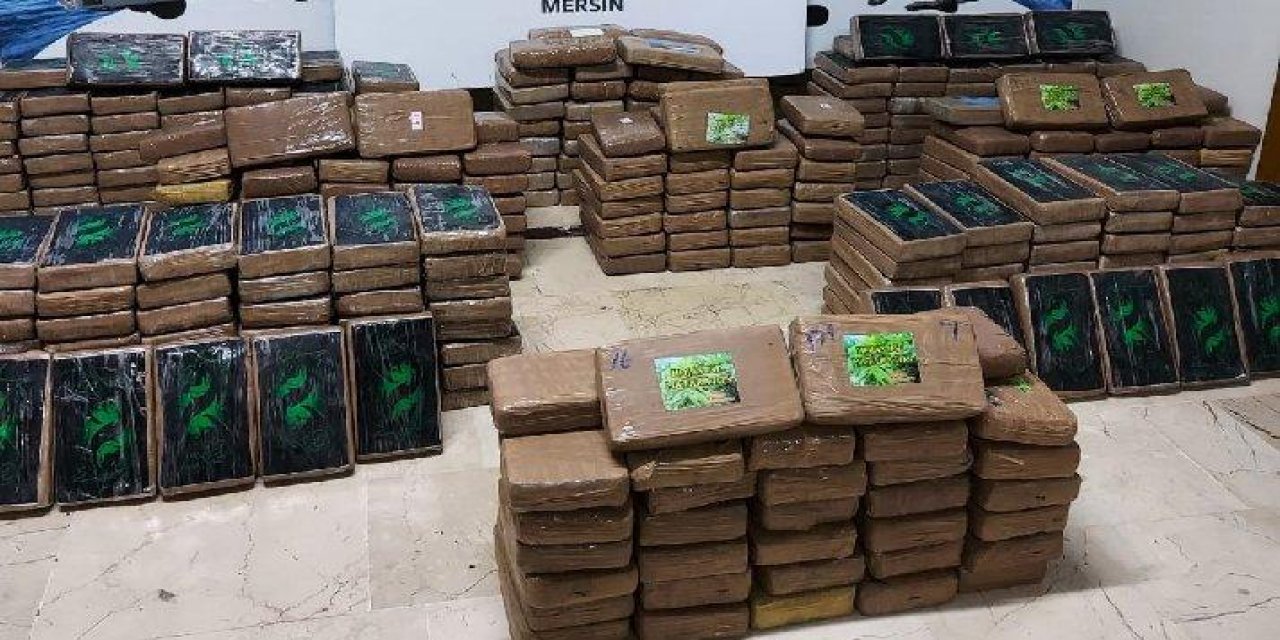 Yine o liman... Yine muz... Mersin Limanı’nda 463 kilogram kokain ele geçirildi!