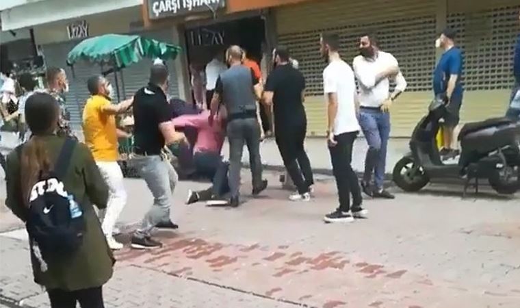 Kuyumcular sokak ortasında birbirine girdi