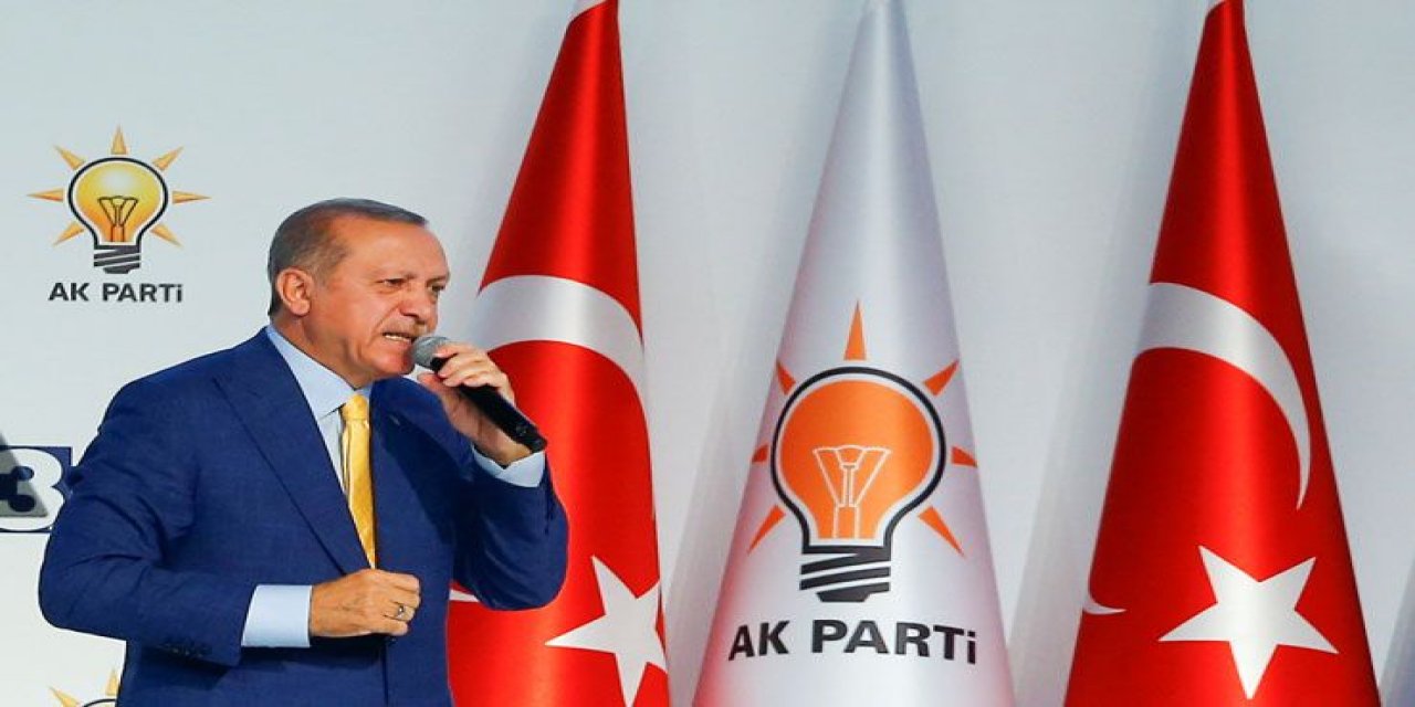 "AKP'de esas kriz bundan sonra…" Erdoğan resti çekti: "Bırakın gitsinler!"