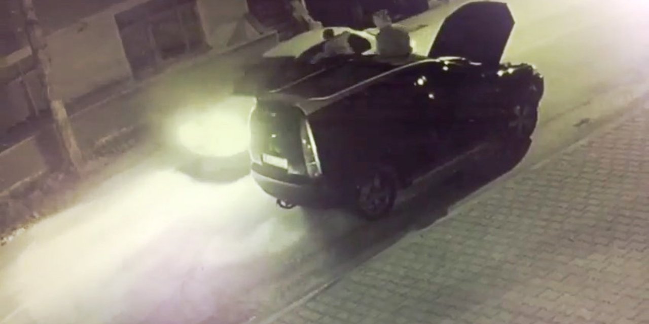 Arızalanan araçları için yardım isteyip, saldırdılar