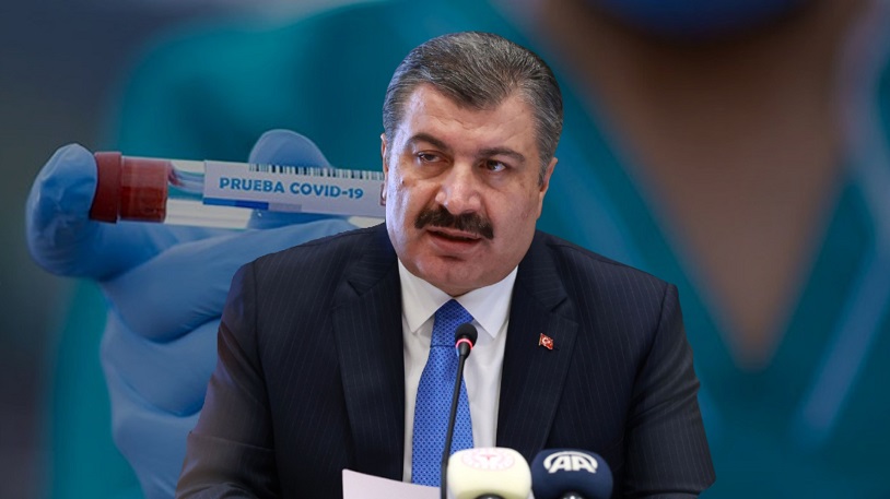 Sağlık Bakanı Fahrettin Koca'dan gençlere 'aşı' çağrısı