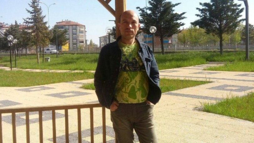 Evli olduğu kadını sokak ortasında katletti; polislerle çıkan çatışmada öldü!