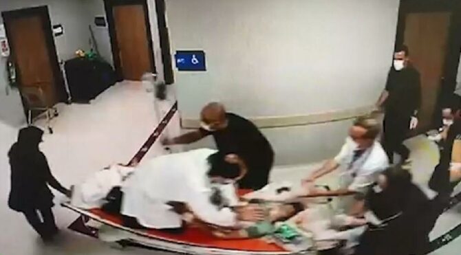 Kalbine 13 santim demir girdi! Hamza Dağ'a sedye üzerinde hayat kurtaran müdahale