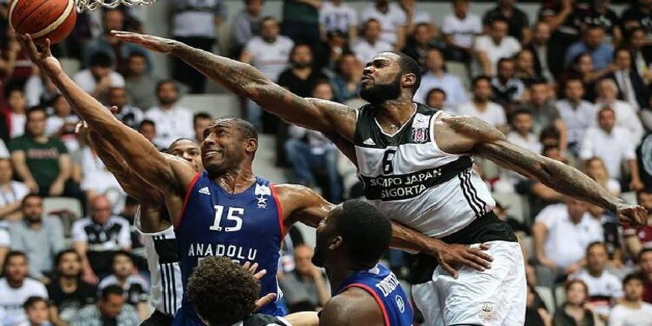 Basketbolda günün maçları tamamladı