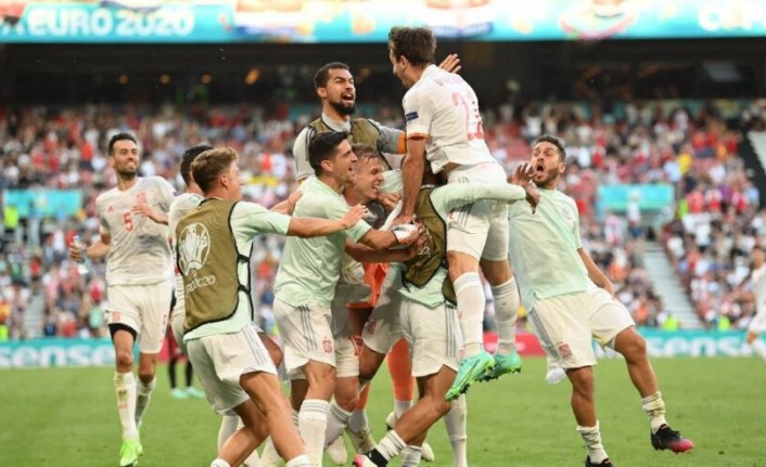 Nefes kesen maçta kazanan İspanya, çeyrek finalde yükseldi