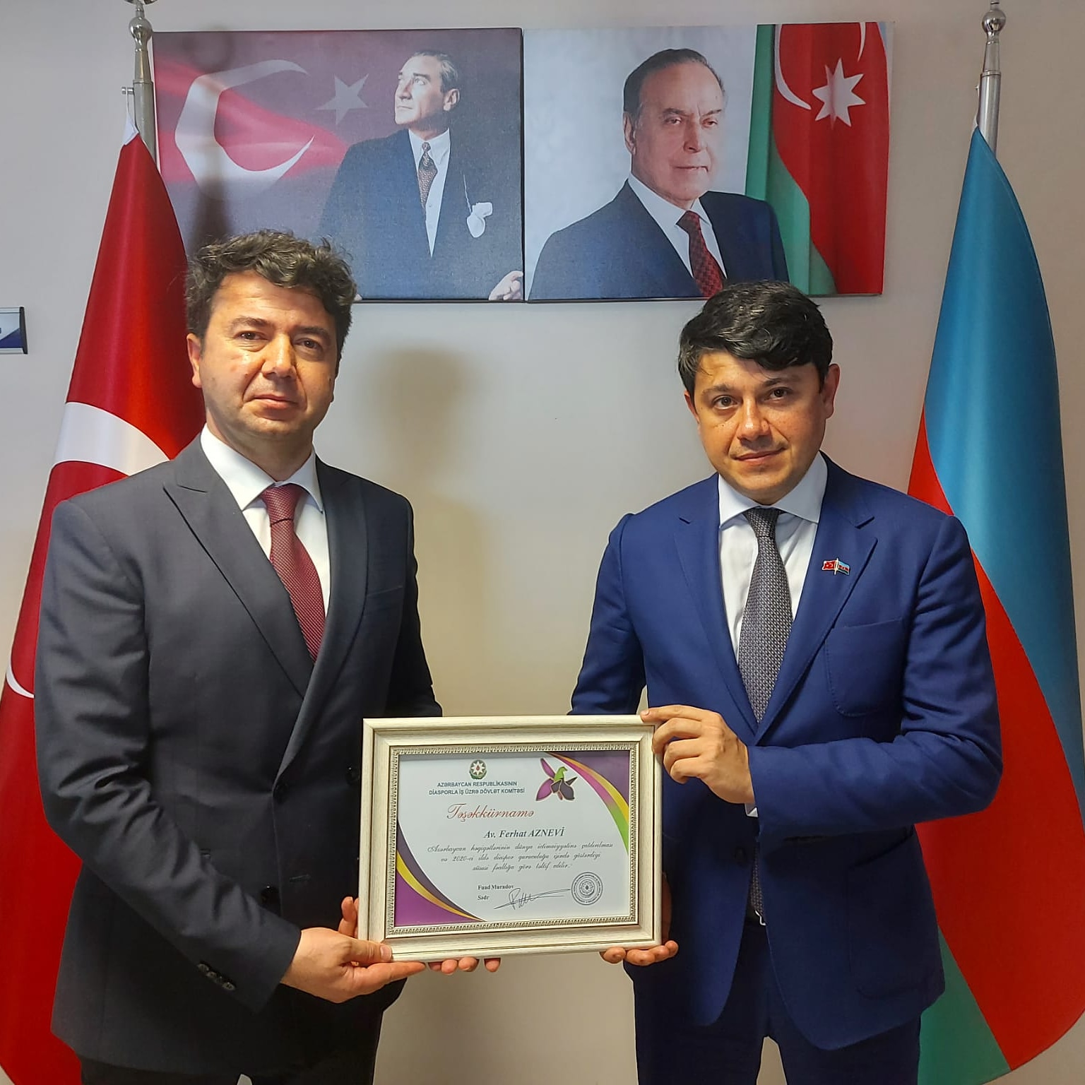 Avukat Ferhat Aznevi'ye Azerbaycan Devleti'nden gururlandırıcı ödül