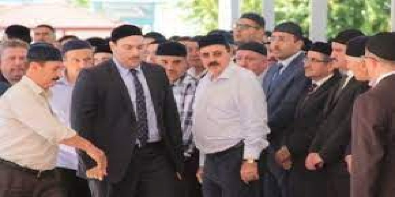 AKP'de konferanslar veren isim paylaştı! Azrail can almadan önce Süleymancıların liderine soruyormuş!