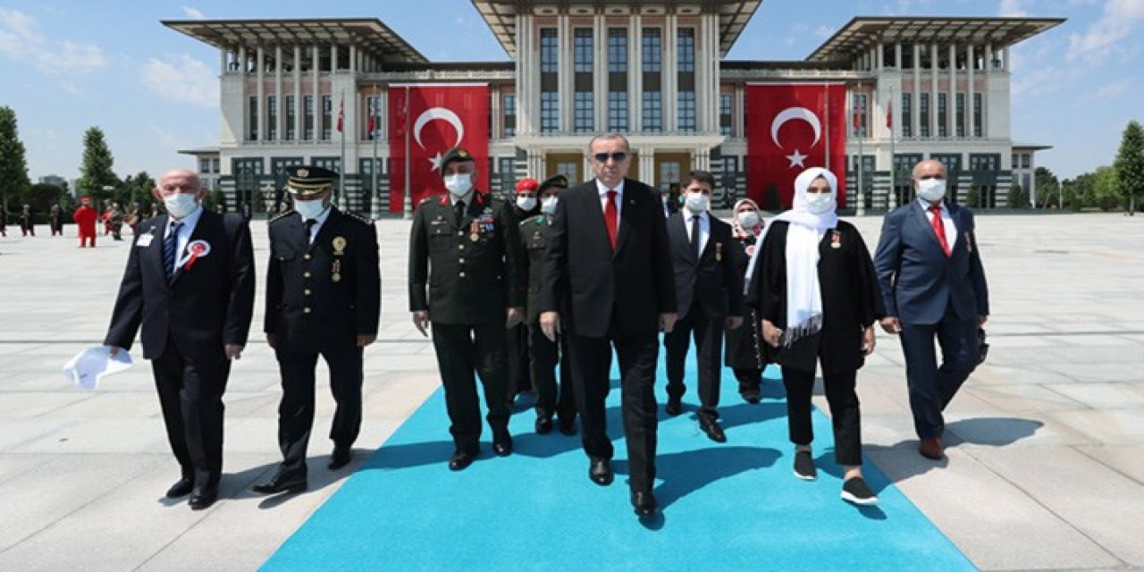 "Şahsım"a bütçe artışı, halka tasarruf düştü!" Saray'ın ek ödeneği bakanlıkları katladı!
