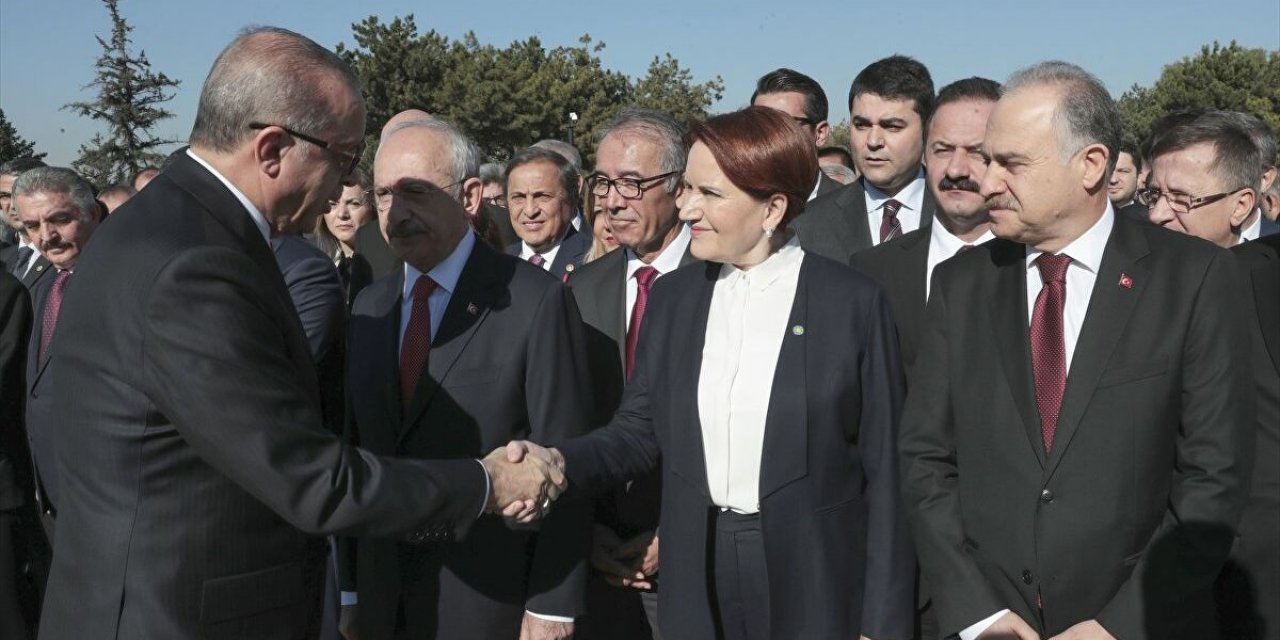 Erdoğan’dan 3. yılını kutlayan İYİ Parti’ye, “önce millet-önce memleket” inancıyla bu sürece gereken katkıyı sunacağını inanıyorum.”