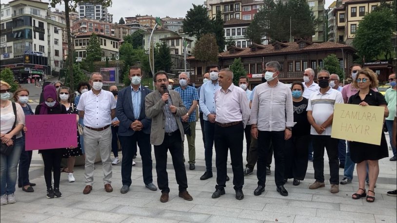 Elektrik zammına tepki gösteren CHP İl Başkanlığı'na 'fazla kullandınız' kesintisi
