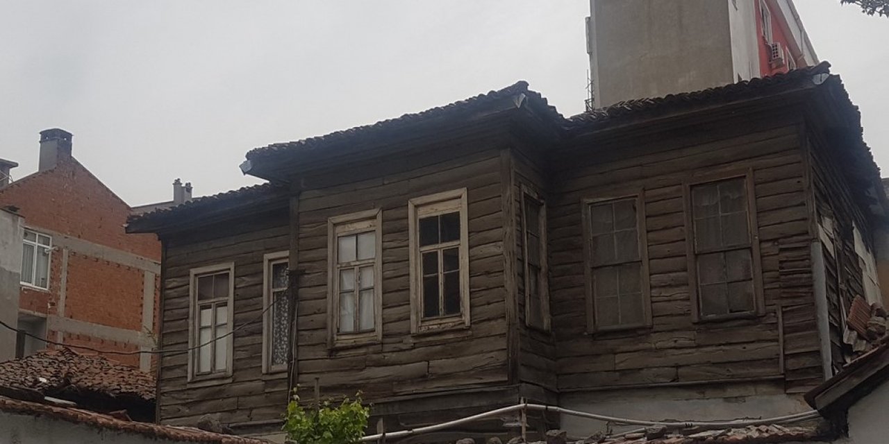 Balıkesir Büyükşehir Belediyesi, tarihi yapıları şehre kazandırıyor