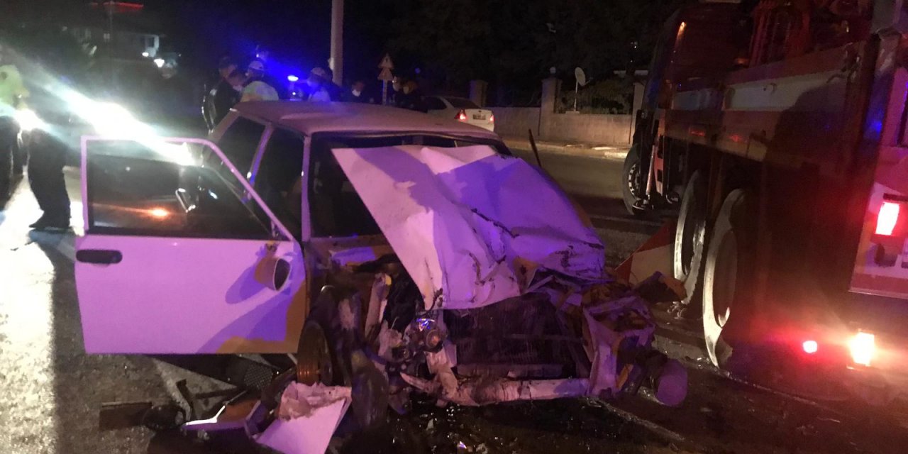 Polisin 'dur' ihtarına uymayan otomobilin sürücüsü kaza yaptı, öldü