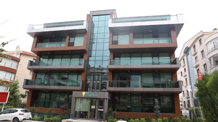 Geçen yıl 741 milyon zarar etmişti... PTT, Ankara’da milyonluk bina kiraladı