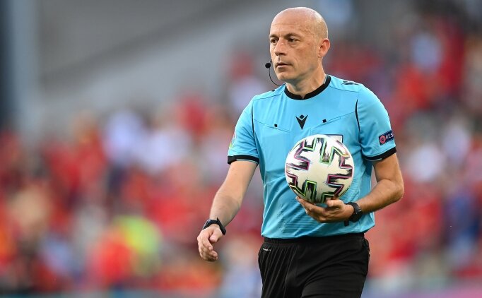 UEFA'dan Cüneyt Çakır kararı