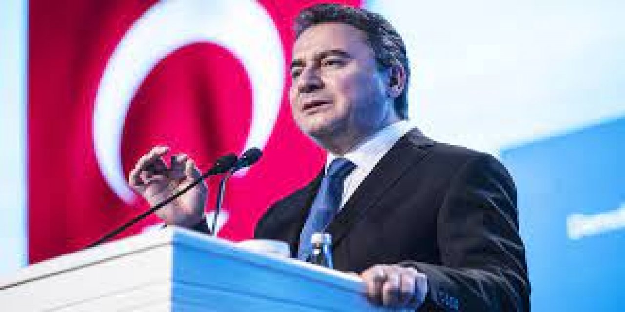 "Hükûmet; sadece kepçeyle toplamayı biliyor ama verirken elinde çay kaşığı bile yok" Ali Babacan’dan zam tepkisi!