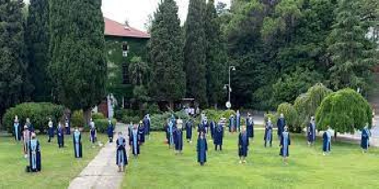 Boğaziçili akademisyenler ses yükseltti! "Öğrencilerimize karşı şiddet uygulamaya hakkınız yok; yetki aşımında bulunuyor, kanunsuz davranıyor ve suç işliyorsunuz!"