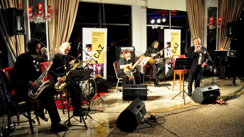 21 yıldır düzenleniyordu... Kent Konseyi Başkanından 'caz festivali' için tepki çekecek açıklama