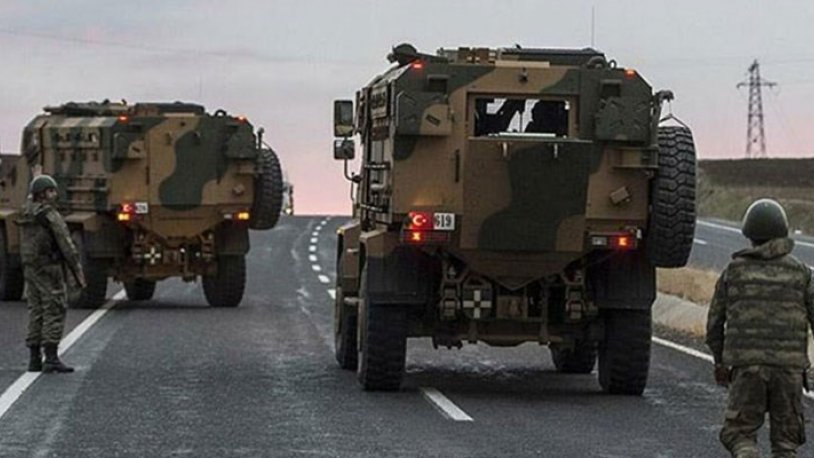 Siirt'te askeri aracın geçişi sırasında patlama