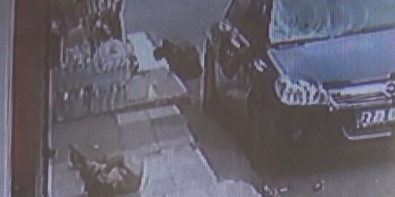 Yarı çıplak genç balkondan düştü