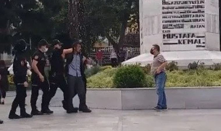 Bursa'da skandal! Atatürk heykeline saldırdı