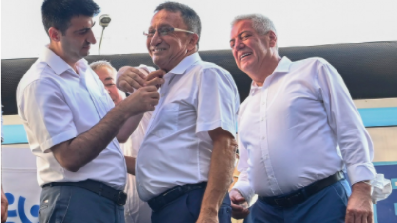 Önceki dönem Edremit Belediye Başkanı Kamil Saka, Memleket Partisi'ne katıldı