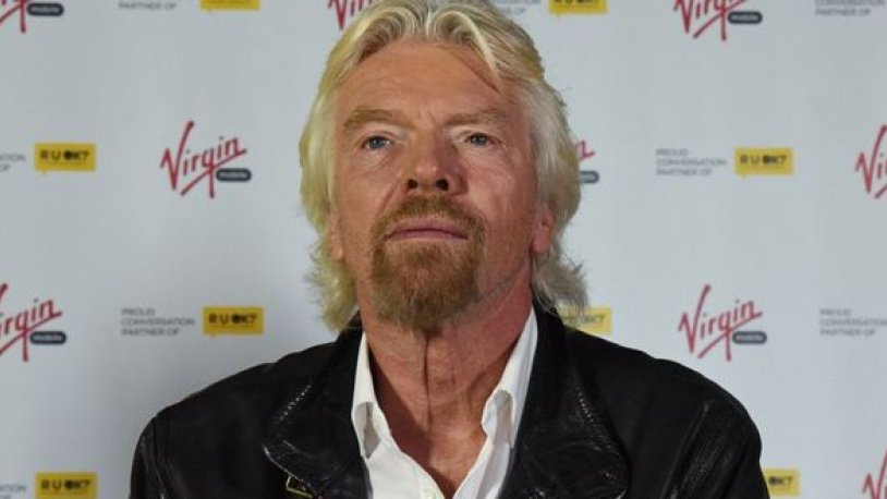 Richards Branson, 6 kişilik ekibiyle bugün uzaya gidiyor
