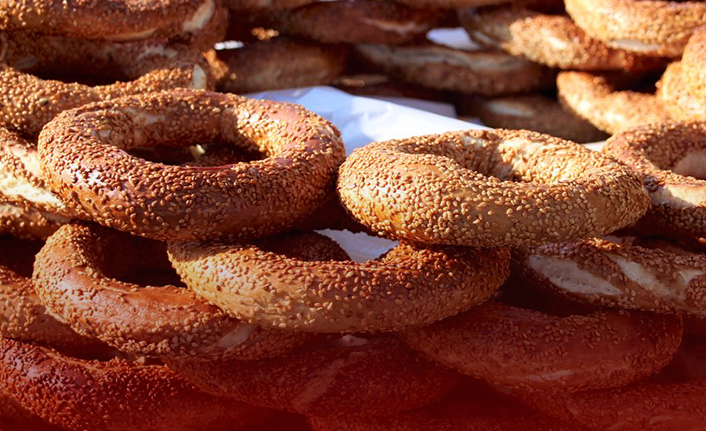 Simit, can aldı...
