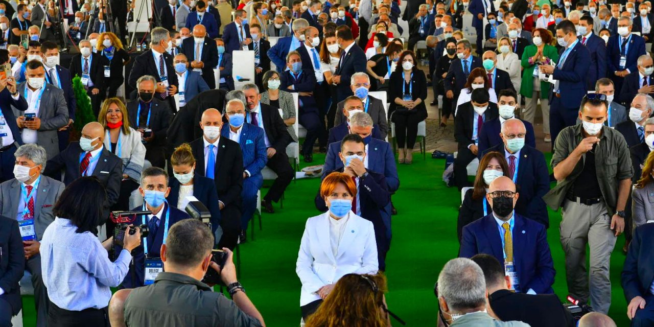 Uğur Poyraz,: ''İYİ Parti'de düğmeye basıldı!''