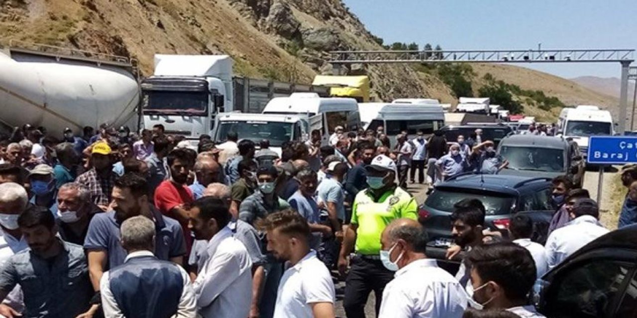 Yeni düzenlemeyi protesto etmişlerdi...  Tütüncülerin WhatsApp grubu suç kanıtı sayıldı!