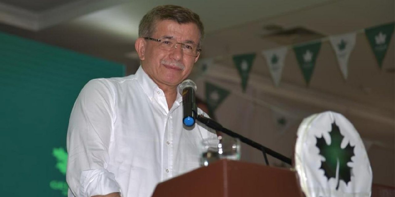 "Serok" tartışması alevleniyor... "Zillet çamurunun içinde çırpınmaktadır" demişti... Ahmet Davutoğlu’ndan Bahçeli’ye "Erdoğanlı" yanıt!