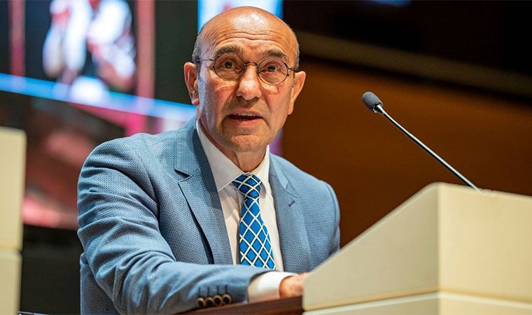 Kirliliğin ve kokunun artması üzerine harekete geçti! Tunç Soyer: Konak'tan Karşıyaka'ya yüzeceğim