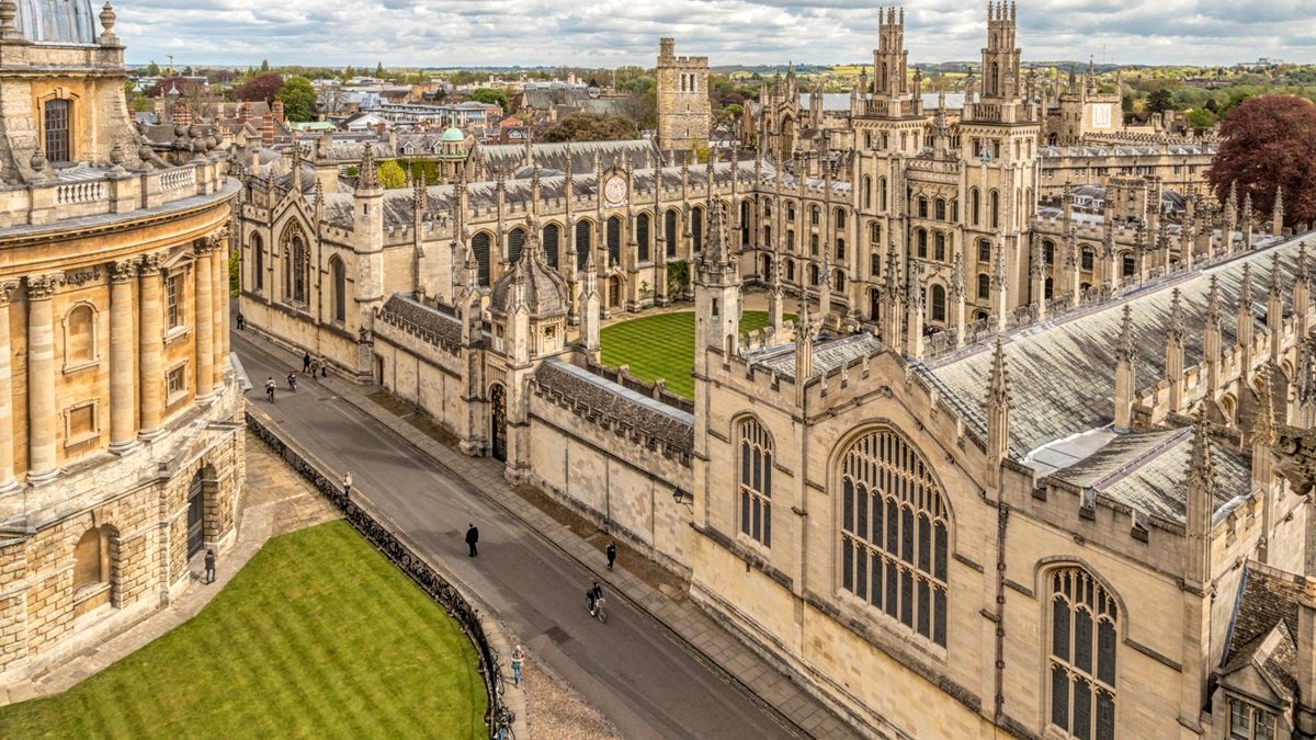 Oxford Üniversitesi’nin mülakat soruları yayımlandı! İşte sorular ve cevapları