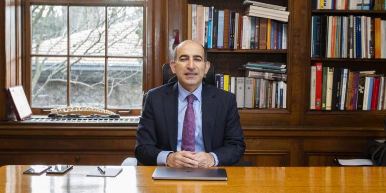 Akademisyen ve öğrenciler aylardır eylemdeydi... Boğaziçi Üniversitesi Rektörü Melih Bulu GÖREVDEN ALINDI!