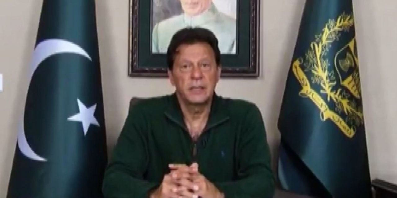 Pakistan Başbakanı Han’dan Facebook açıklaması: İslamofobiyi de yasaklayın