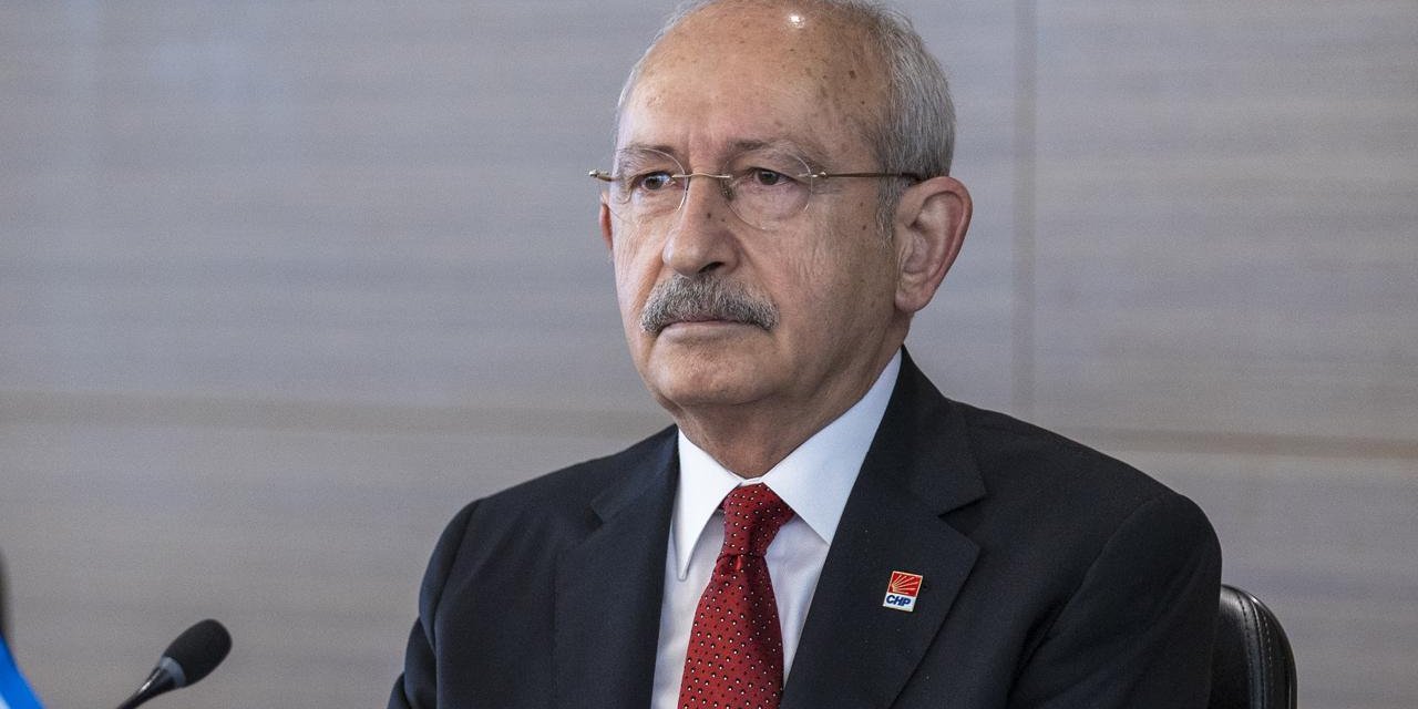 "FETÖ’nün devlete sızmasına göz yumanları da asla unutmayacağız!" CHP lideri Kılıçdaroğlu'ndan "15 Temmuz" paylaşımı!