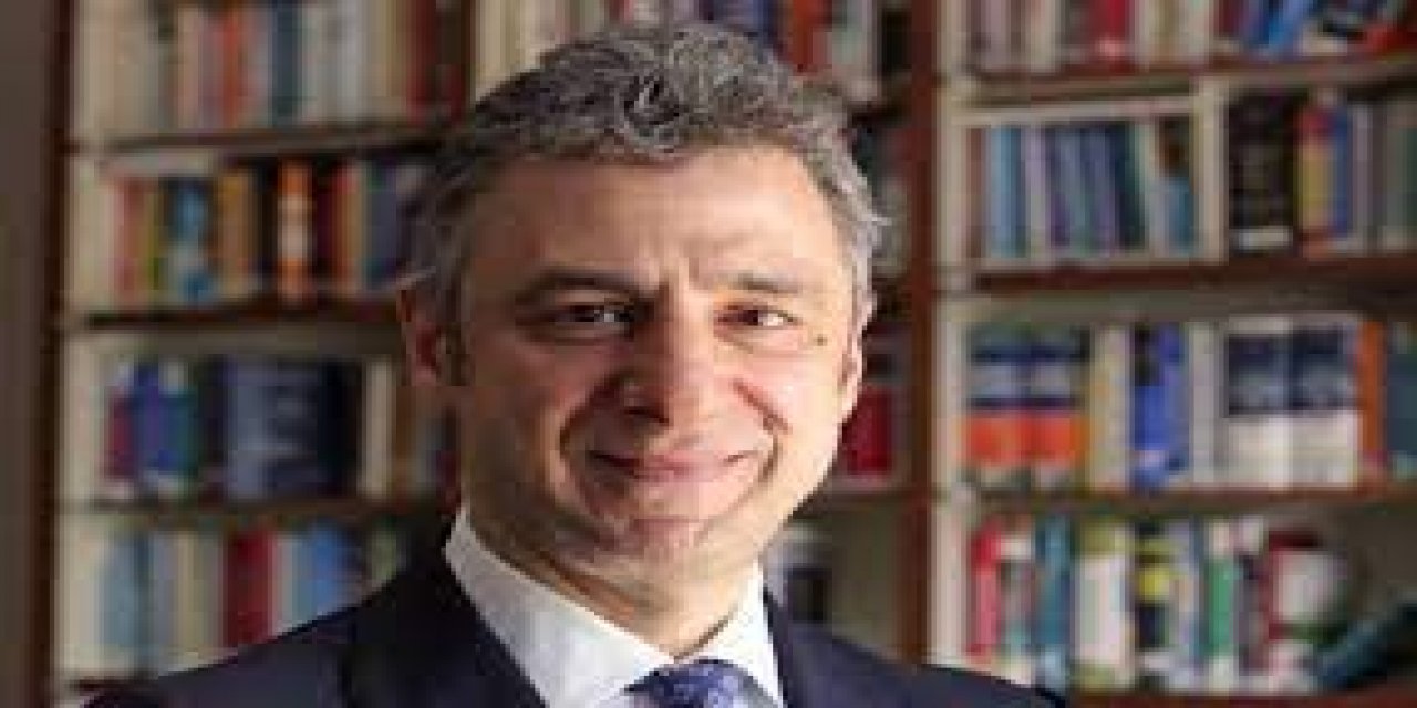 Öğrencilere destek verdiği için derslerine son verilmişti... Feyzi Erçin Melih Bulu'nun görevden alınmasını bakın nasıl yorumladı?