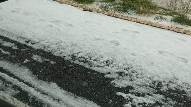 Van'da temmuz karı şaşkınlık yarattı