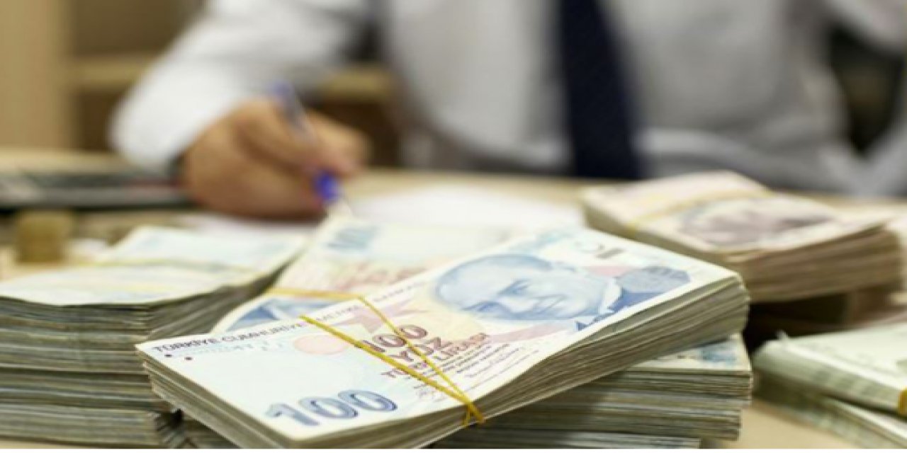 Şok detay ortaya çıktı! Görevden alınan Merkez Bankası başkanları iki yıl boyunca maaşlarını almaya devam edebilecek!